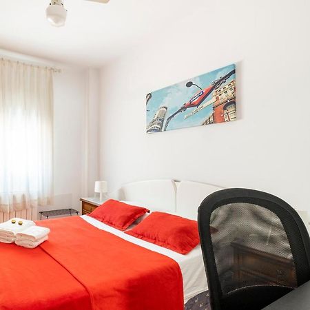 Madrid Center Room Private 7 Minutes Or 4 Metro Stops Exterior photo